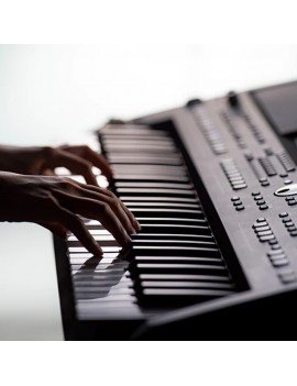 YAMAHA PSR SX600 - PIANO