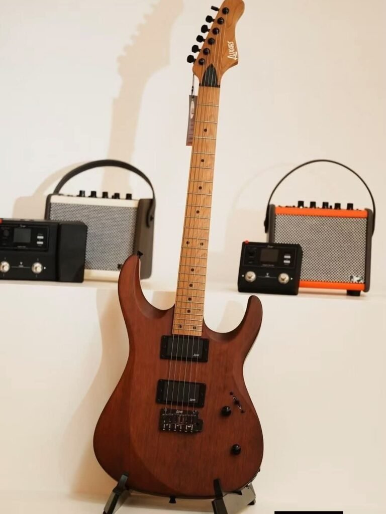 Pack Guitare électrique Luxars S-G37-MAX-M + Ampli et Pedalede guitare multi-effets - Copier