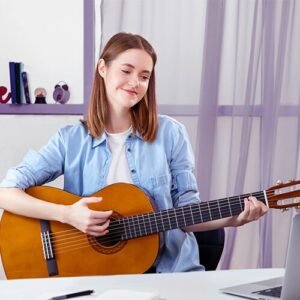 Yamaha Guitare acoustique : Cordes en Nylon modèle C40