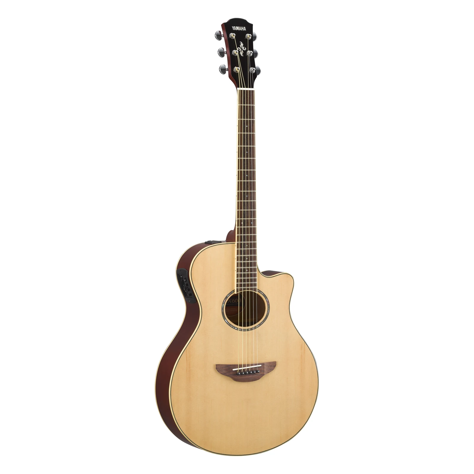 Yamaha APX600 naturelle : caisse fine et pan coupé