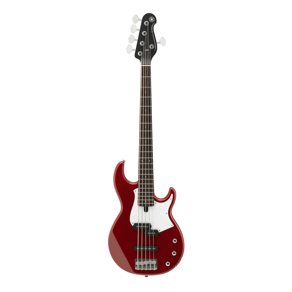 Yamaha BB235 Raspberry Red, basse électrique rouge à cinq cordes vue de face
